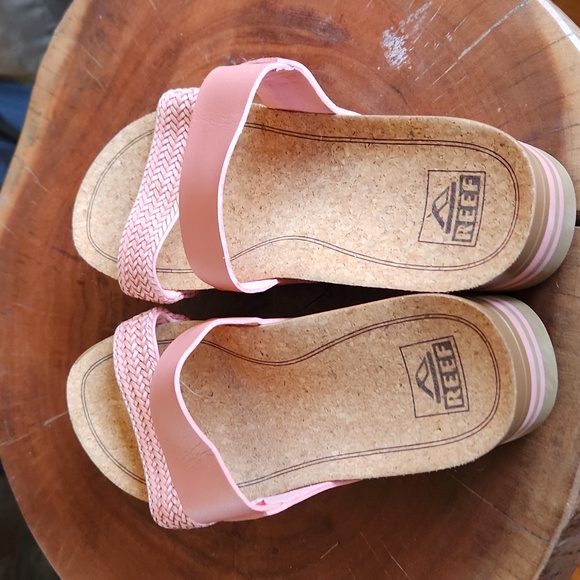 Reef sandals - Picture 4 of 8